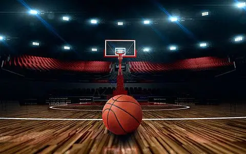 《NBA夏季联赛：奇才vs国王》：新生代对决，谁是下一个耀眼新星？一场关于潜力与成长的夏季篮球盛宴！